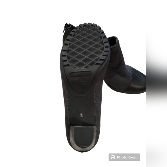 AEROSOLES Heel Rest Booties - Picture 2 of 9